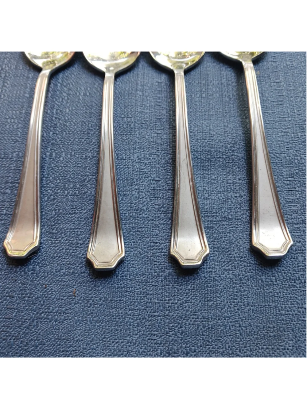 4 Mikasa 18/10 Stainless TATUM FROST Satin Center Glossy Outline TEASPOON 6 3/8